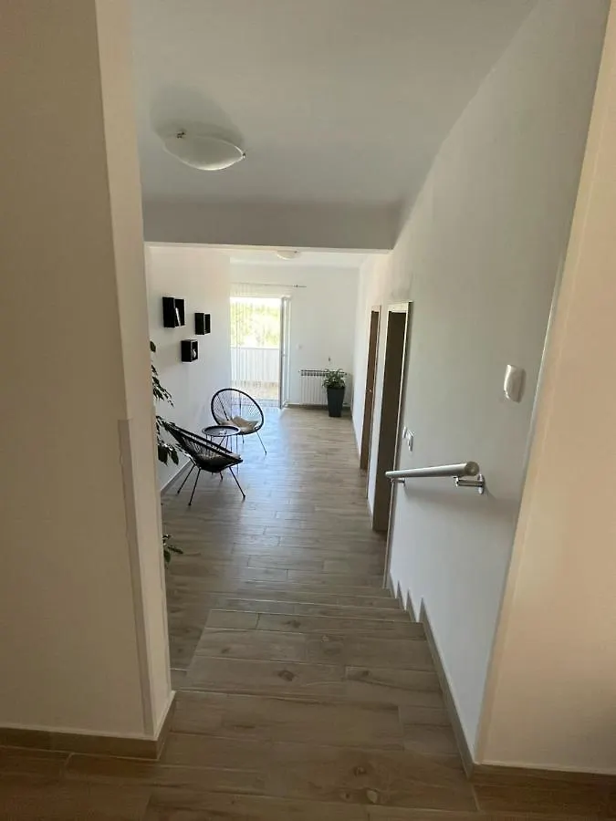 Apartman Varea Ližnjan 0*,